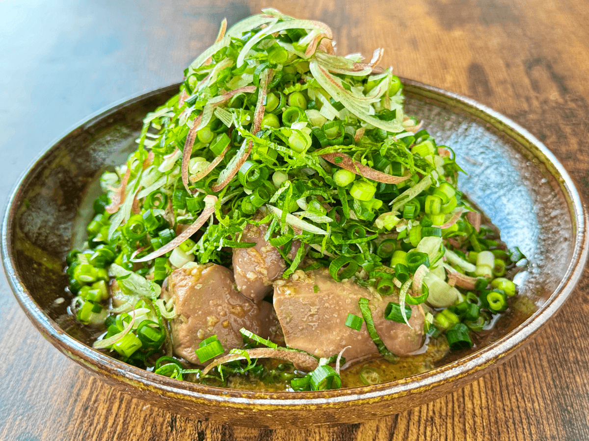 60℃ 鶏レバーの薬味まみれ：ごま油香るポン酢たれで | BONIQ（ボニーク 